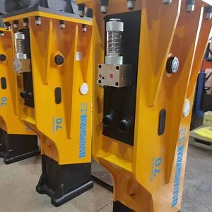 [Hot Item] Soosan Hydraulic Breaker Sb70 Box-Type Silence Rock Hammer with Auto Grease