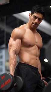 Last set, best set!! 🔥 #reels #bodybuilder #gym #fitness Matthew Carmona #biceps | Matthew Carmona
