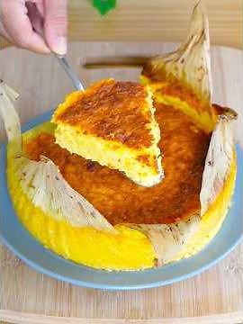 No flour! Don't change any ingredients in this cornbread 🌽