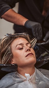 Sección Triangular: Separa un triángulo en la zona lateral del rostro, con la base en la línea del cabello y la punta hacia atrás, cerca de la oreja ✅ Se te gusta este contenido déjame saberlo en los comentarios ➡️ #hassanmaruidbalayage #peluqueríacórdoba #peluqueriacordoba #córdoba #hassanmaruid #peluqueria #mechasbalayage ✅ | Hassanmaruid