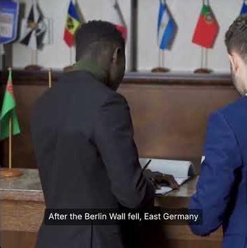 𝗗𝗶𝗱 𝘆𝗼𝘂 𝗸𝗻𝗼𝘄 𝗮 𝗰𝗼𝘂𝗻𝘁𝗿𝘆 𝗼𝗻𝗰𝗲 𝘃𝗮𝗻𝗶𝘀𝗵𝗲𝗱 𝘄𝗶𝘁𝗵𝗼𝘂𝘁 𝗮 𝘀𝗶𝗻𝗴𝗹𝗲 𝘄𝗮𝗿? . . . . . .#eastgermany #germany #world