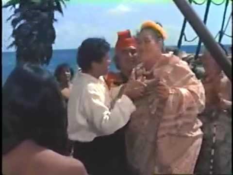Bette Midler: Hawaii Clip 2