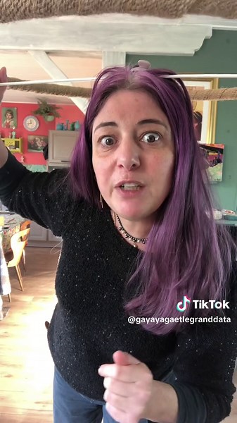 Technique Révolutionnaire pour une Coupe de Cheveux Parfaite