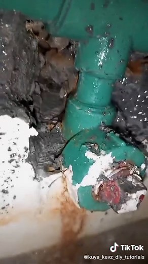 Paano Maayos ang Tagas sa Tubo: DIY Pipe Tutorials