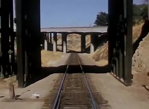 坐火车前往1950年代的加州