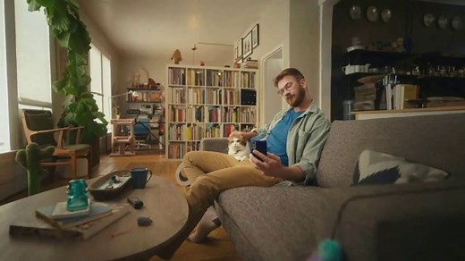 Chewy.com TV Spot, 'Chewy Chatty Pets: Joy: Essentials'