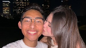VIDEO: Fernanfloo se comprometió con el amor de su vida