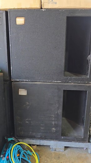 28K views · 843 reactions | 18" กระแทกหน้า สวยๆ เลยจ้า มี 4 ใบ ใบละ 2500 เหมา 4 ใบ 9000 รายละเอียด ตามคลิปเลย | สุรศักดิ์ ไตรจักร | Facebook