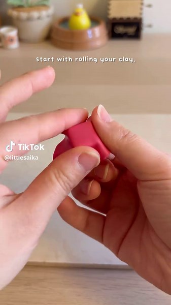 Clay Sculpting: My First Keycap Creation Experience