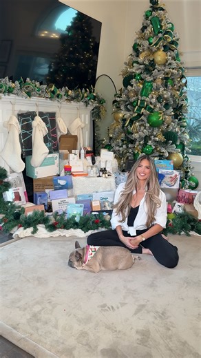 Barbie Blank Coba on Instagram: "🚨HUGE XMAS GIFT-AWAY in collaboration with @divestum🚨 🏆55+ followers will get everything shown and mentioned in the video, worth over 6,000! All you have to do is: 1. Comment here and tag a friend 2. Follow the accounts tagged below: (it takes less than 30 seconds) @getreglow @jefoo_official @uklisshaircare @sybokitchen @wineemporiumtremont @novaalabofficial @thebubble.sponge @arganmidasofficial @zentsofficial @meltingforest @briobite @pharmacopiabodycare @iug