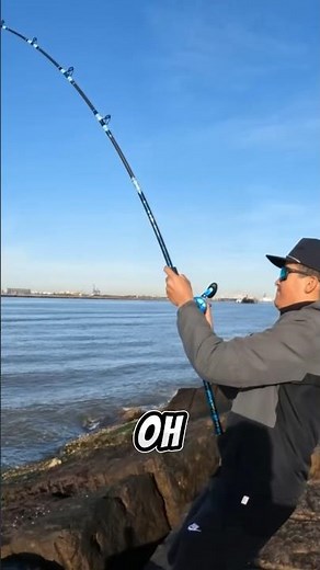 Fish This Spot to Catch More Fish!🎣🔥 Ocean Jetties are the BEST Fishing Spots! #fishing #jetty