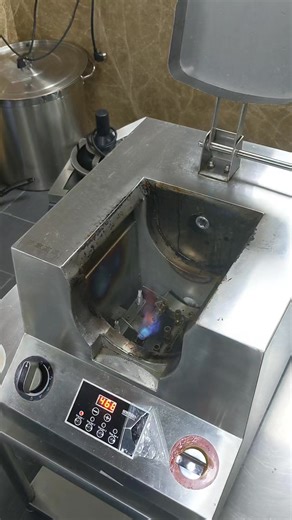 #stirfrymachinecommercial #gasstirfrymachine #autocookingmachine #friedricemachine #自动炒菜机 #炒菜机器人 | Smk Cooker