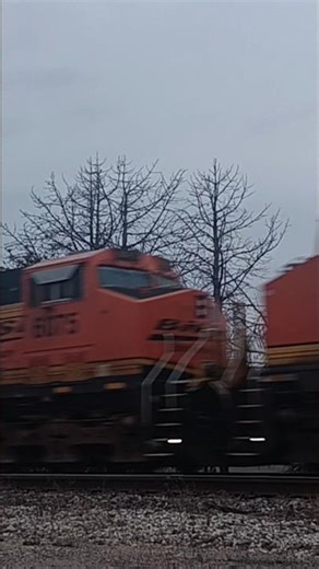 BNSF 6075 (25th Anniversary unit) trails 3rd on an eastbound grain train in Wichita, KS!!!!