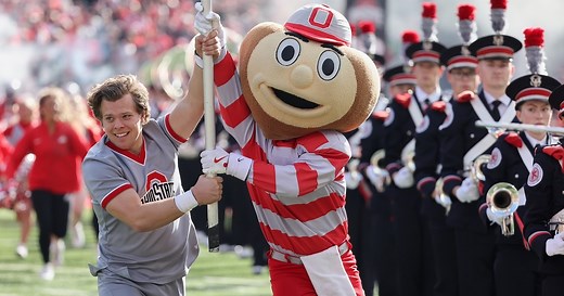 LOOK: Brutus the Buckeye uses snow to cross out letter 'M' in Michigan end zone