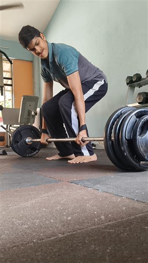 deadlift workout 🗿🔥💪#gym #trending #ytshorts #deadlift proper deadlift form#liftchallenge