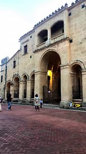 PARQUE COLÓN | Vía Dominicana