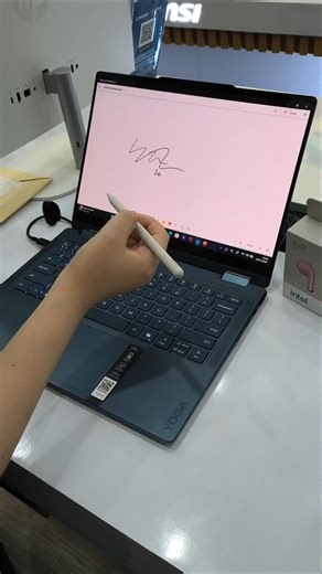 Laptop bisa jadi tablet | Lenovo Yoga 7 2in1 14AKP10 #lenovo #lenovoyoga #shorts