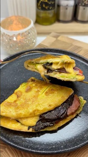Zucchini Sandwich | Easy Low Carb Recipe #zucchini #egg #breakfast #snacks
