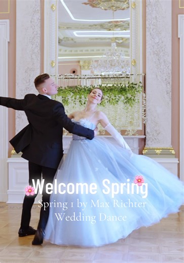 Spring has just begun! 🌸 Spring 1 by Max Richter - a modern take on Vivaldi and our first dance idea :) Online tutorial step-by-step available on our website EN • PL 📧 #firstdance #weddingdance #bridgerton #pierwszytaniec #vivaldi