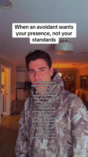 Understanding Avoidant Attachment Style in Relationships