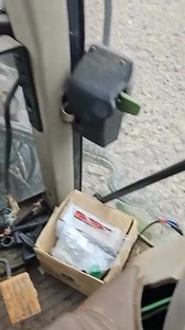 Cins bi yılan | Traktör TR1