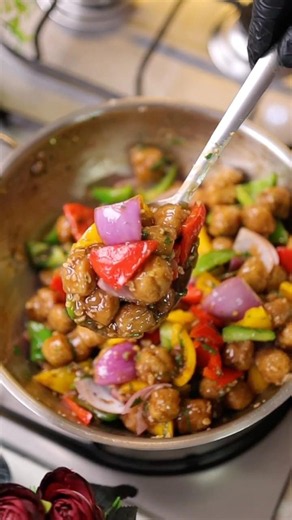 Soya Chilli 😍 | Street Style Soya Chilli Recipe 🔥 #soyachilli #soyachunks #easyrecipe