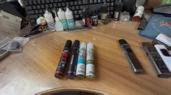 电子烟油π和ufo对比测评，注油设备