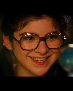 Stranger Things "Dusty-bun"? GIRLFRIEND #StrangerThings #strangerthings