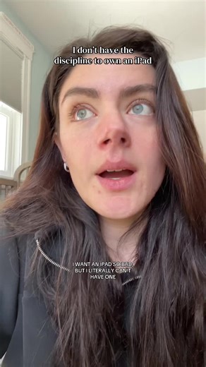 Does anyone else have this problem🤦🏻‍♀️ #creatorsearchinsights | IPad Procreate