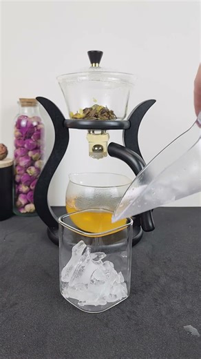 It’s the kind of object you want to touch twice. #Steevara #shorts