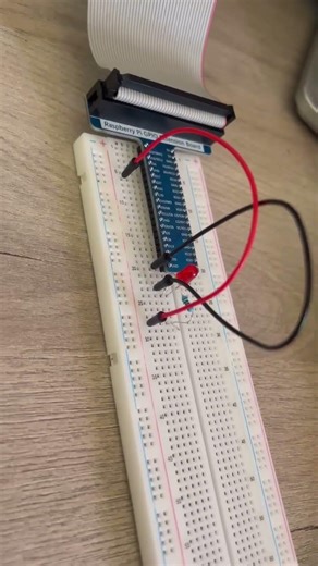 LED Blink for Raspberry pie on Breadboard