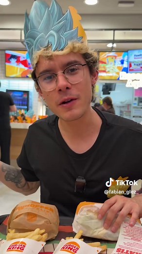 Juguetes de Dragon Ball Súper en Burger King Perú