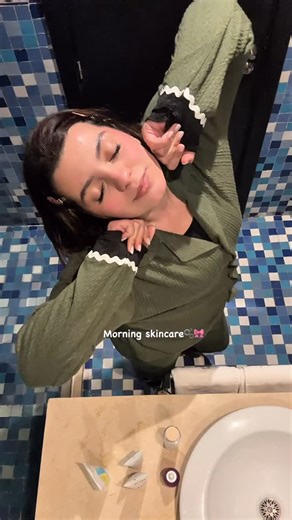 Oumayma.Diaz on Instagram: "🫧🎀"