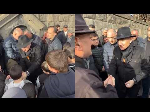 Փաշինյանը շրջում է Բջնիում. ՈՒՂԻՂ