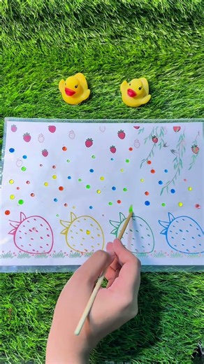 Strawberry fun colors line🍓💦 #games #funny #line #colors #shorts