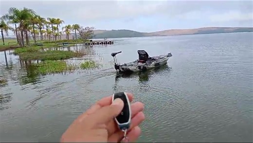 Controle Remoto para Motor Elétrico de Barco