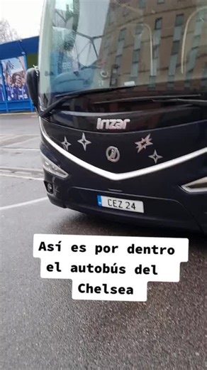 Descubre la lujosidad del autobús del Chelsea por dentro