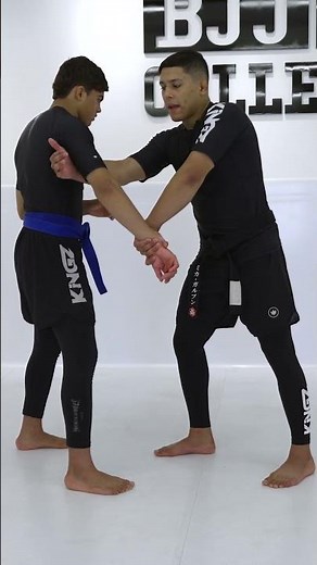 Master the Arm Drag technique with Mica Galvão at BJJCollege.online. Check it out now! 🥋🔥 #JiuJitsu