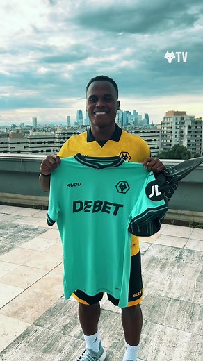 Jhon Arias Joins Wolves: New Signing Announcement