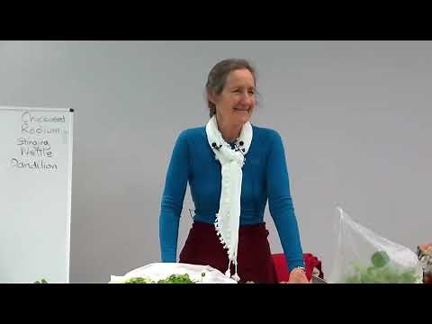 Barbara O'Neill - Comfrey: The Herb That Heals Bones, Joints & Injuries Naturally 🦴🌿