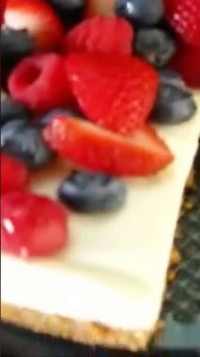 VERY BERRY CHEESECAKE 🫐 So Refreshly Delicious 😋 #food #dessert #berry #cheesecake #recipe