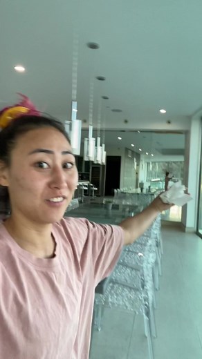 Lizzy Capri on TikTok