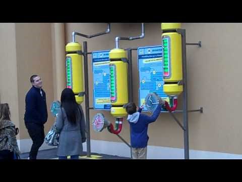 Disney Studios - Monsters Inc. Scream Canisters