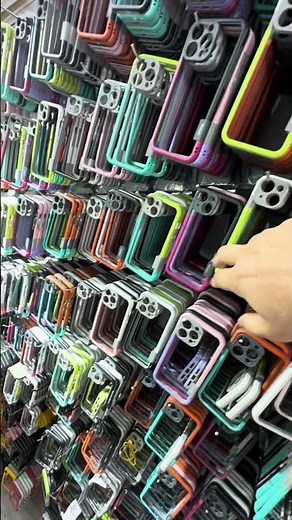 Des Coques iPhone de Toutes les Couleurs qui Protègent Juste le Côté – Idéales pour Moi !