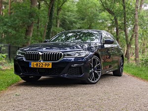 Review – BMW 545e xDrive PHEV (2022)