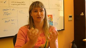 Oregon State University professor Heather Knight and her character-driven robots