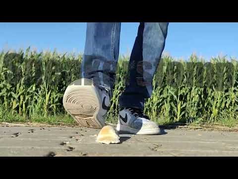 nike jordan shoe sneaker stomp crush trample