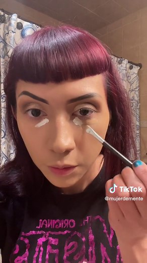 Everyday Makeup Routine with Redhead Alternative Bettie Bangs