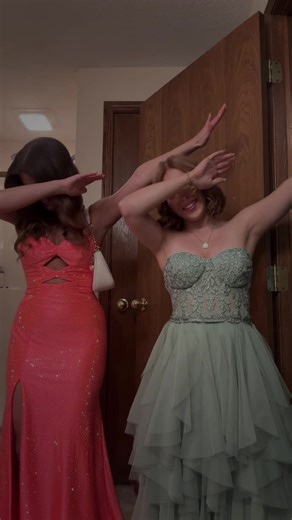 tell us this is funny #promtransition #prom #fyp #viral #dab