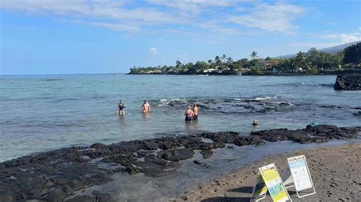 Kahaluu Beach park this morning! | 365 Things To Do In Kona, HI